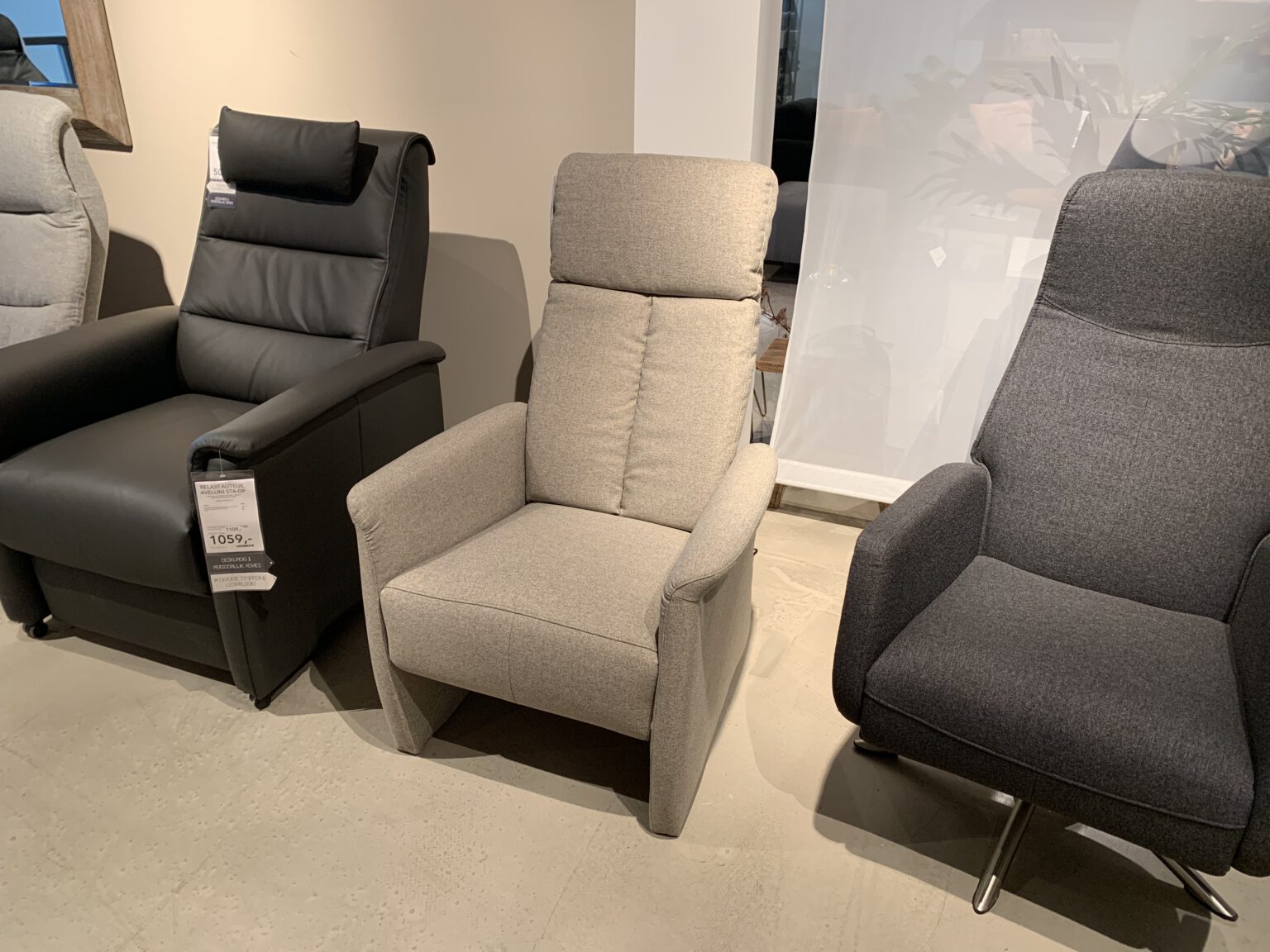 Fauteuil met relax Cetona elektrisch verstelbaar showroommodel € 742