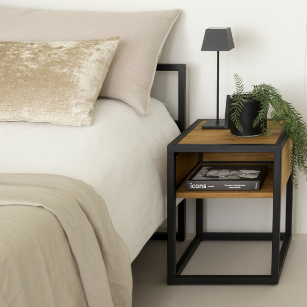 Diva One-nightstand Nachtkast - Naturel / Zwart Spinder Design Nachtkastje TB345-22-14